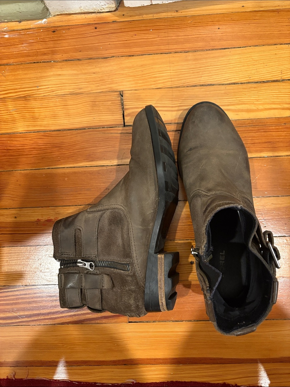 Sorel Brown Chelsea Ankle Boots with Side Zipper and Buckle